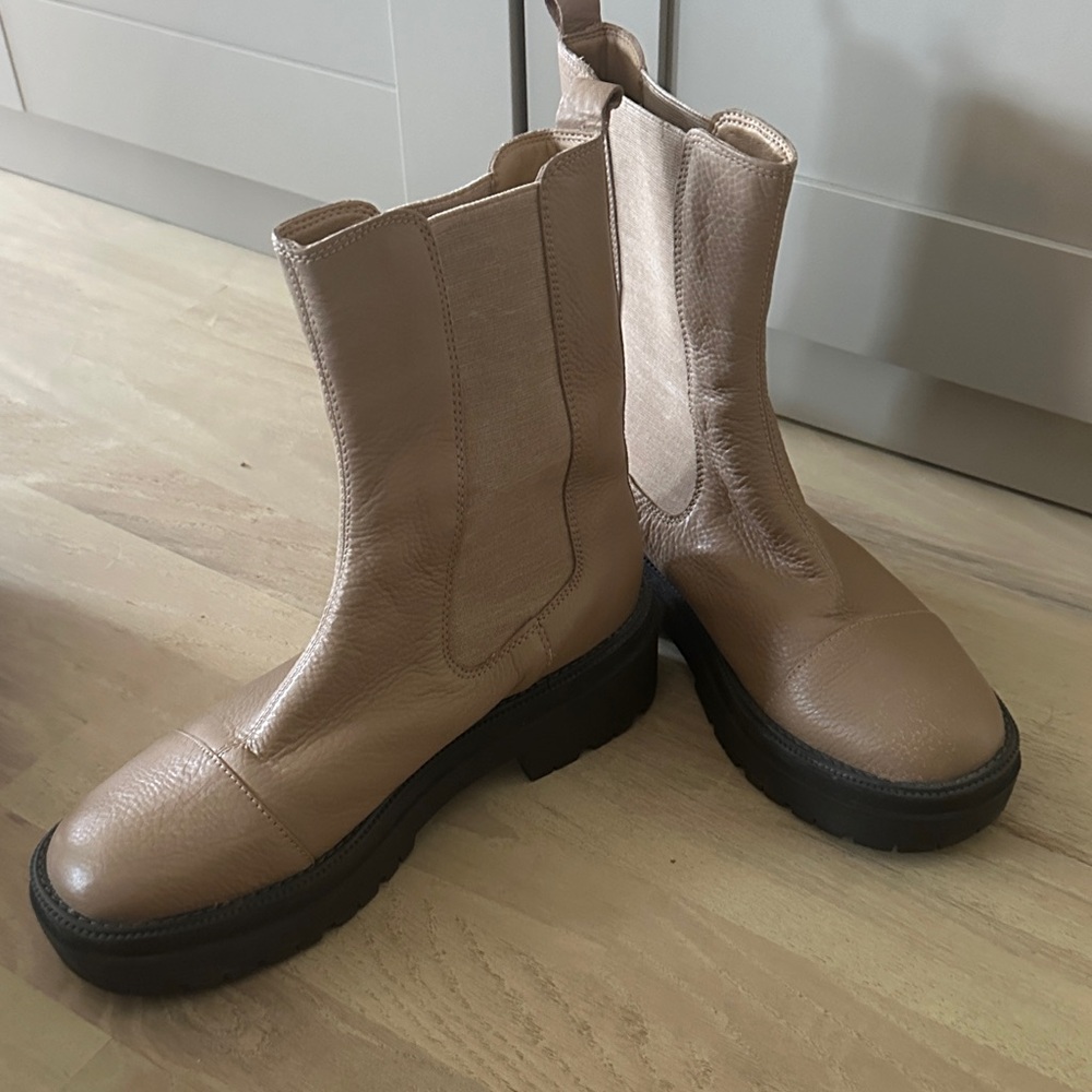 Sam Edelman Tan Platform Boots